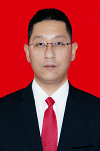 經(jīng)理  葉飛兵